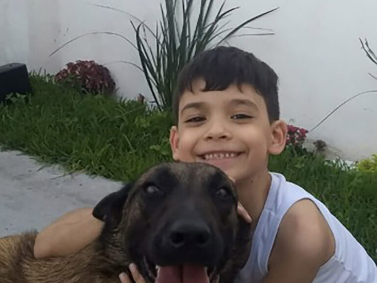 CUMPLIENDO EL PEDIDO A SANTA