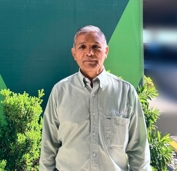 LA TRAYECTORIA DEL ARQ. REINALDO ZAVALA